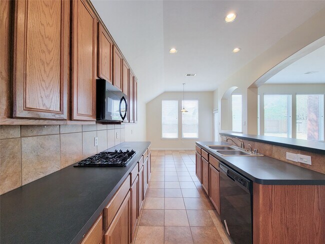 Building Photo - 25219 Piney Heights Ln