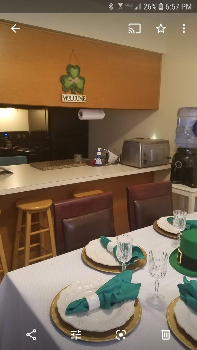 Building Photo - 6322 Ohio St