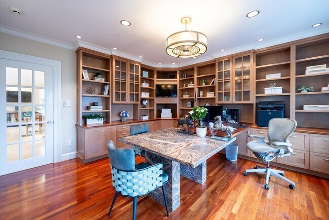 Building Photo - 16 Meriam St