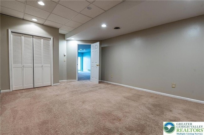 Building Photo - 11 Cobblestone Dr