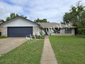 Building Photo - 3/2 Arrowhead Estates Home