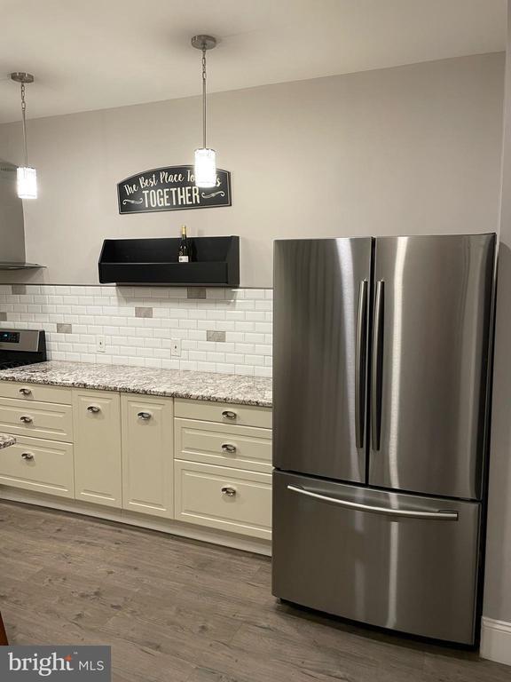 Building Photo - 909 N 2nd St