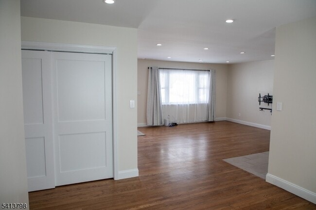 Building Photo - 711 Brooklyn Ave