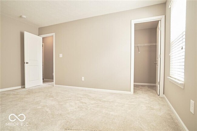 Building Photo - 8709 Rowling Way