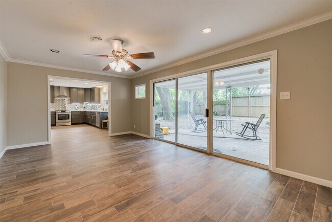 Building Photo - 5310 Carew St