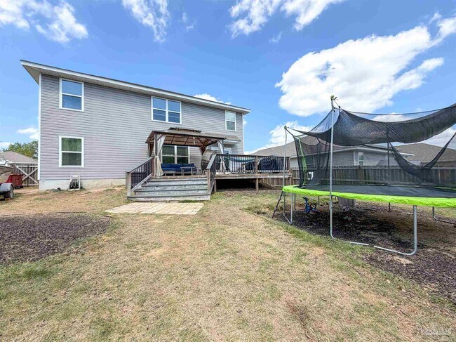 Building Photo - 5469 Merlin