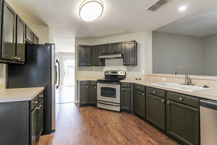 Building Photo - 96010 Gray Heron Ct