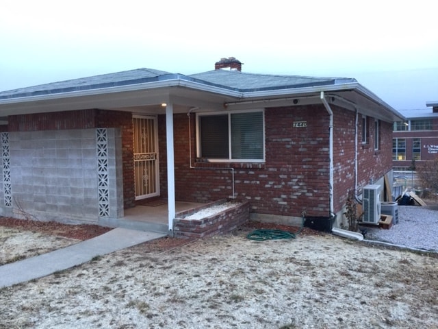 Duplex - left side entrance - 1440 Hillside Dr