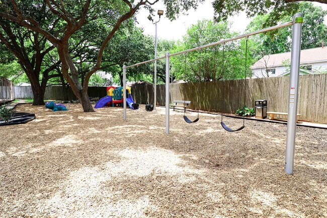 Building Photo - 14202 Ella Lee Ln