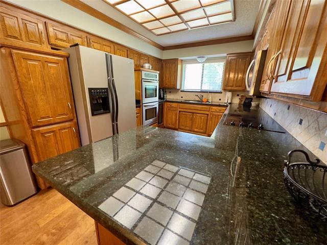 Building Photo - 2128 Aspenwood Dr N