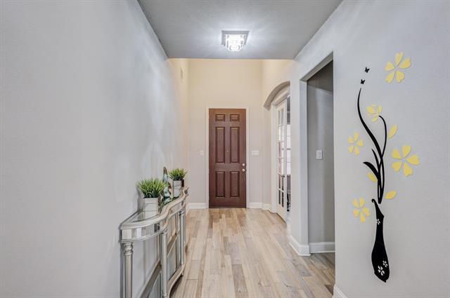 Building Photo - 8701 Tutbury Pl