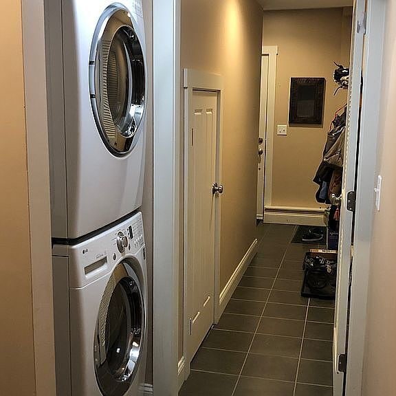 Building Photo - 337 Mt Support Rd