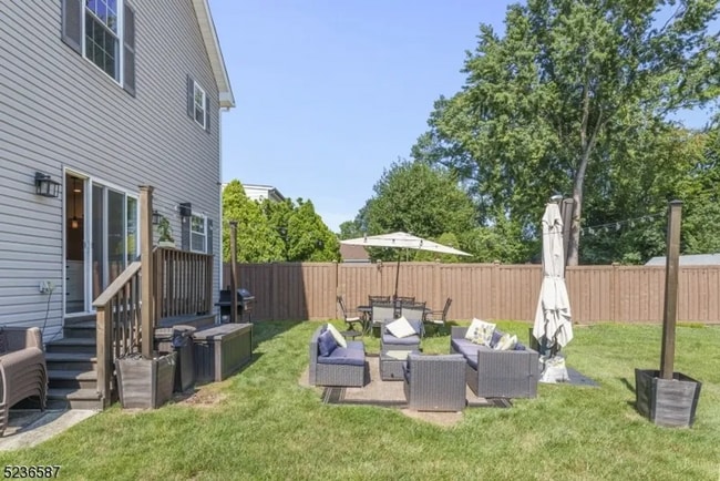 Building Photo - Modern Colonial Single-Family Home