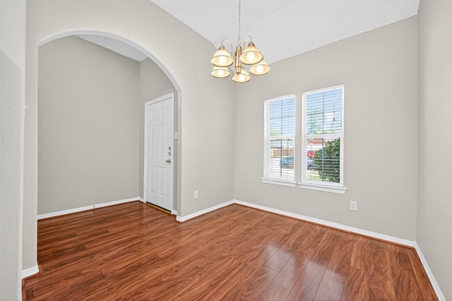 Building Photo - 22215 Jay Dr