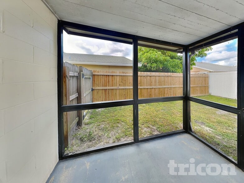 Building Photo - 5318 Southwick Dr