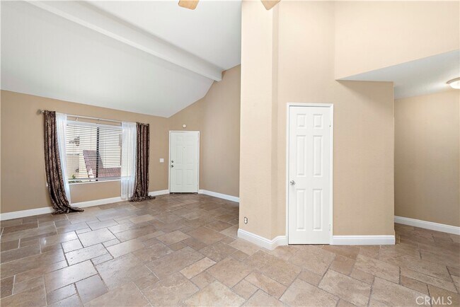 Building Photo - 81 Pearl-