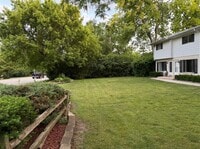 Building Photo - 542 S Newman Rd