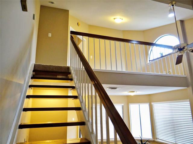 Building Photo - 517 Ranch Trail