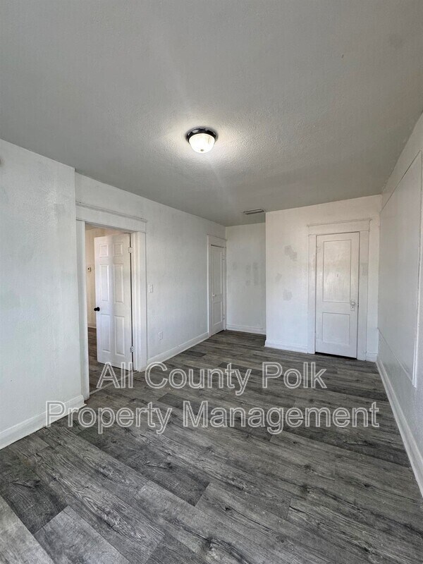 Building Photo - 724 Euclid Ave