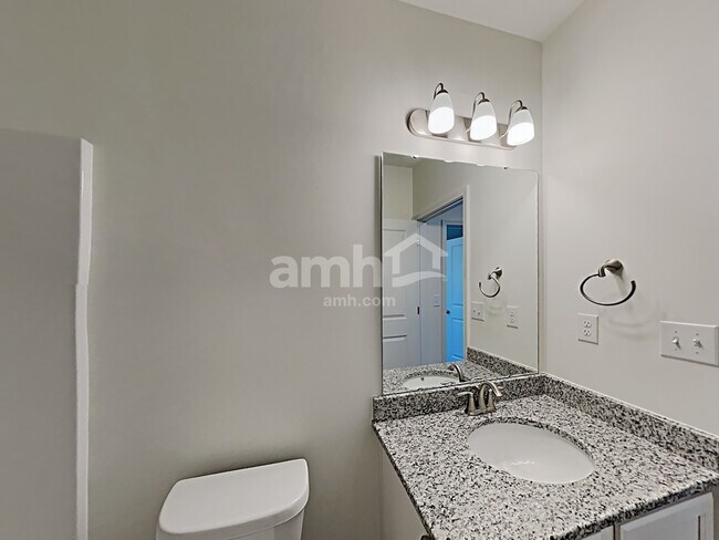 Building Photo - 2135 Laurel Vlg Cir