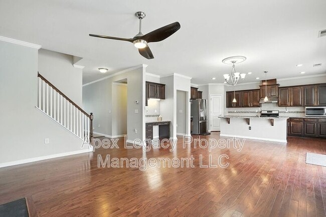 Building Photo - 1009 Artis Town Ln