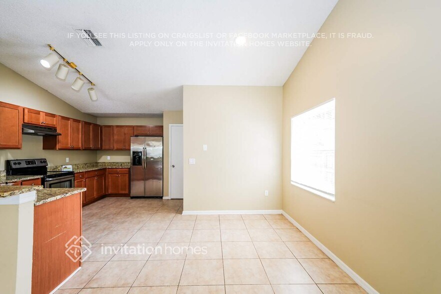 Building Photo - 12305 Huckleberry Ct