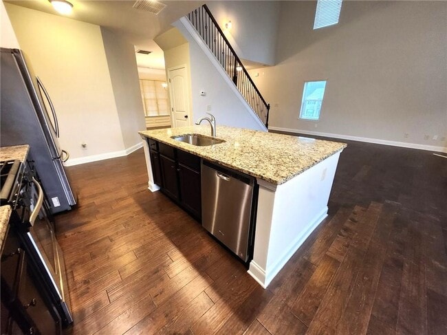 Building Photo - 2763 Misty Ivy Dr