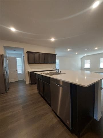 Building Photo - 2810 Peony Dr