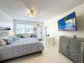 Building Photo - 1775 N Ocean Dr