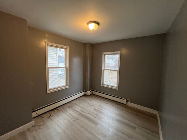 Building Photo - 1314-1316-1316 Penn Ave