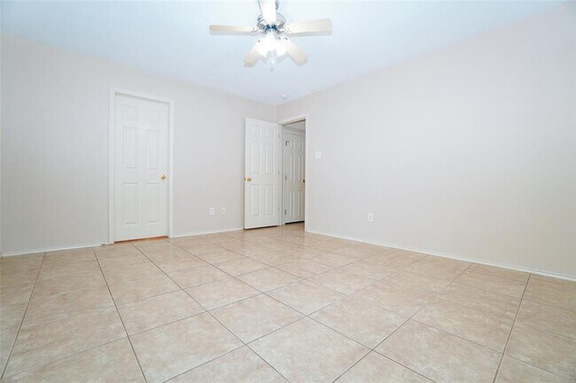 Building Photo - 14501 Ballycastle Trail