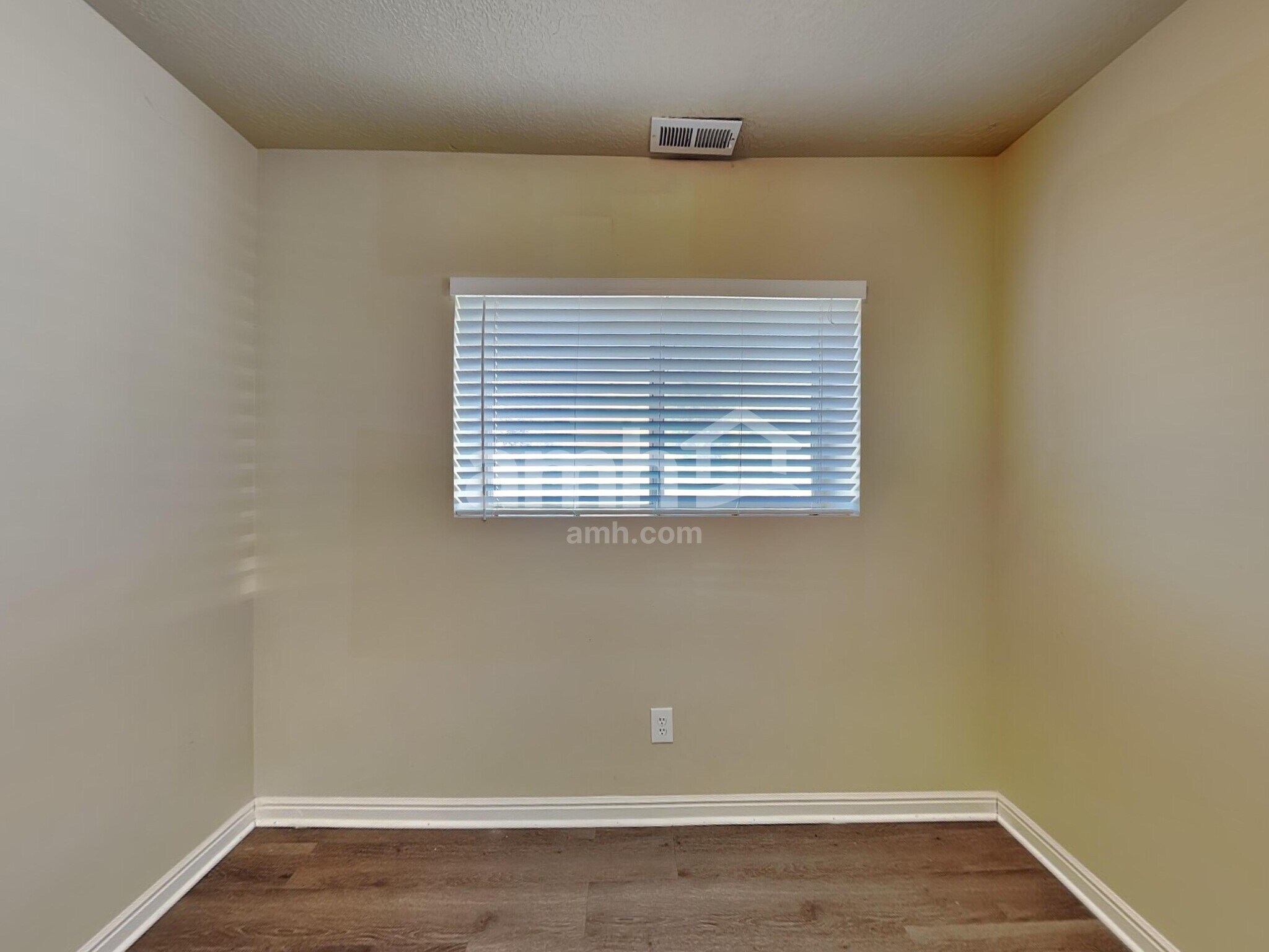 Building Photo - 2872 W 2075 S
