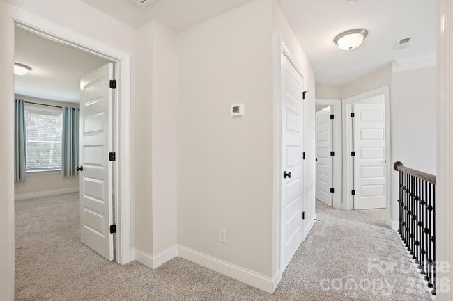 Building Photo - 6532 Wildbrook Dr