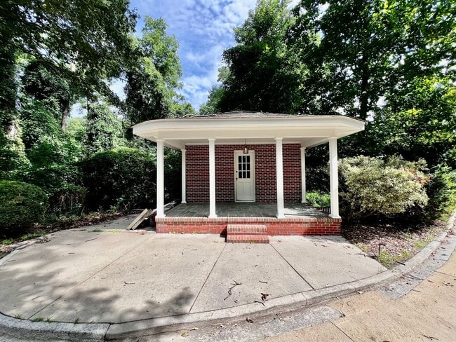 Building Photo - Move-In Special: Receive $1,375 off your f...