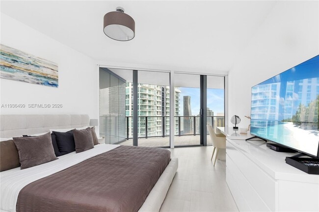 Building Photo - 1000 Brickell Plaza