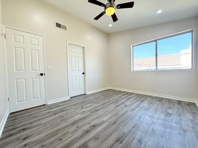 Building Photo - 68745 Tachevah Dr