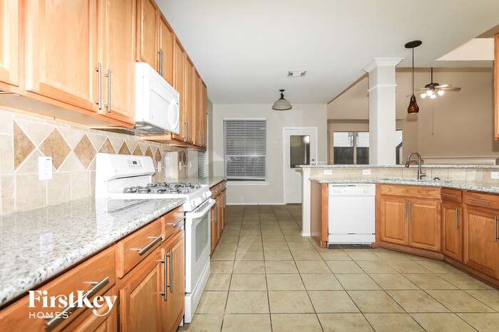 Building Photo - 6723 Dawn Star Dr