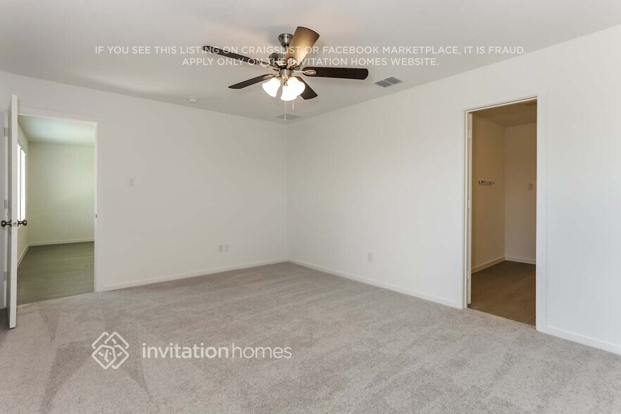 Building Photo - 922 Carrick Dr
