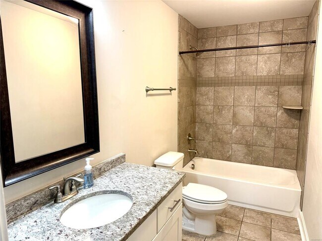 Building Photo - 110 Herman Dr