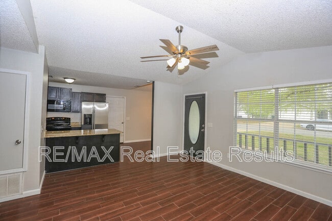 Building Photo - 3235 W Wildflower St