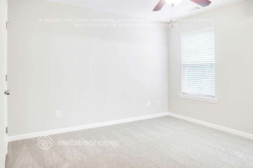 Building Photo - 1808 Laurel Green Way