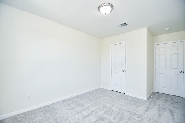 Building Photo - 12202 Heather Flower Ln