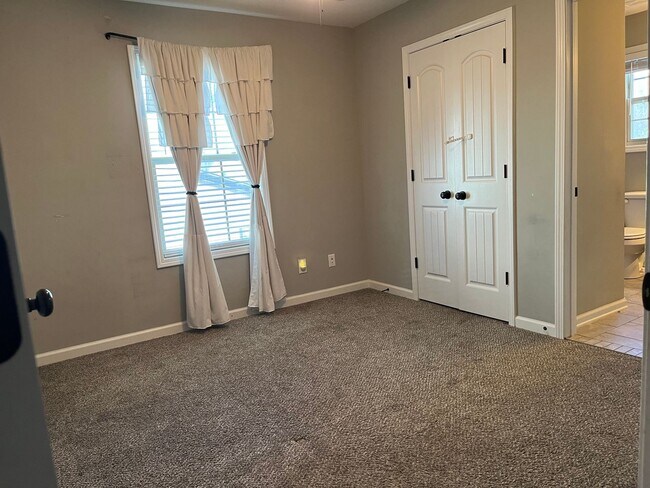 Building Photo - Coming Soon!