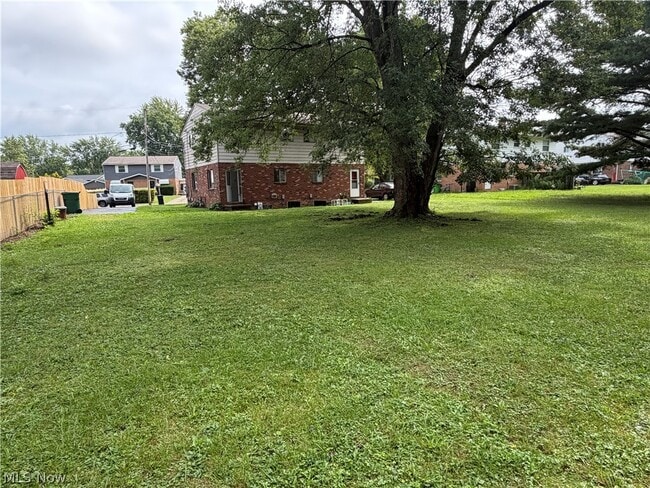 Building Photo - 4426 Cherryhurst Dr