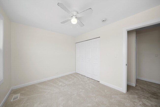 Building Photo - 9771 W 143rd St