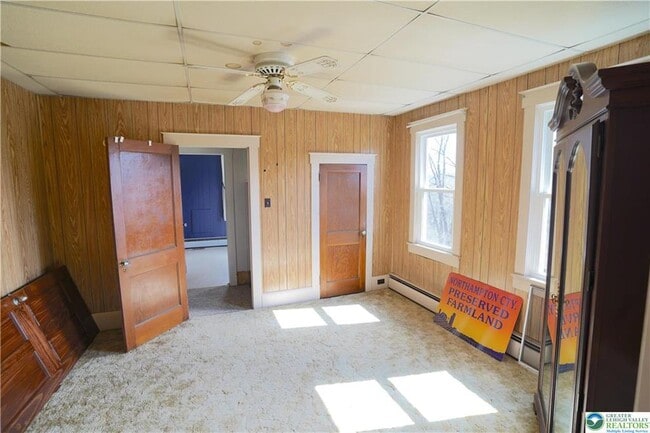 Building Photo - 655 Birch Dr