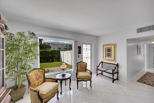 Building Photo - 1702 S Ocean Blvd
