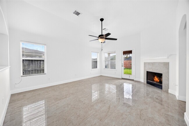 Building Photo - 2606 Cypress Springs Dr