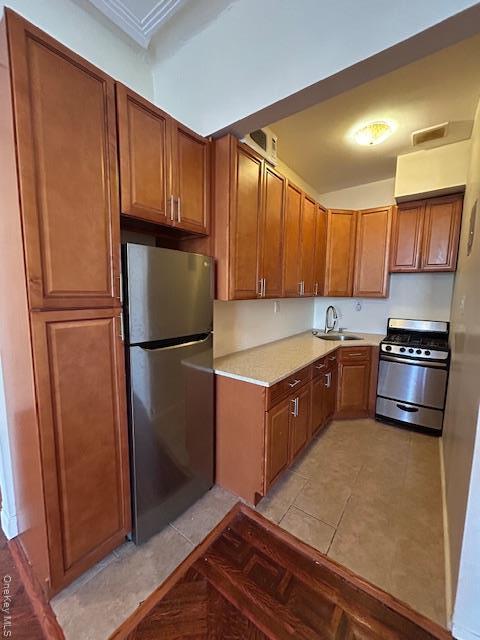 Building Photo - 143 W 119th St