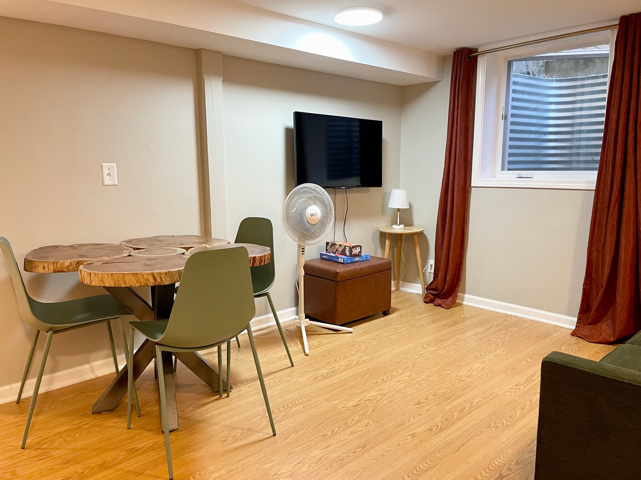 Building Photo - 4324 3rd Ave NW